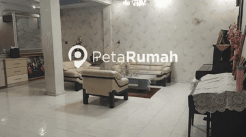 Gambar 5 Dijual Villa Cantik Terawat Jalan Taman Polonia I Medan