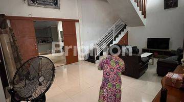 Gambar 2 Rumah cantik dijual di jalan Biola kawasan prevab