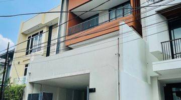 Gambar 1 Dijual Rumah 4 Lantai Bagus Semi Furnished Di Pulomas 