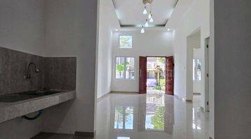 Gambar 5 Di Jual Rumah 2 Lantai Atap Baja Ringan Minimalis Modern Style. Kota Wisata Cibubur.