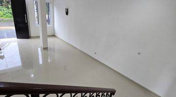 Gambar 1 Di Jual Cepat Rumah Cantik Full Renovasi Legenda Wisata Cibubur.