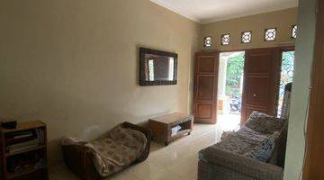 Gambar 2 Di Jual Cepat Rumah Classic Style. Hunian Citragran Cibubur.