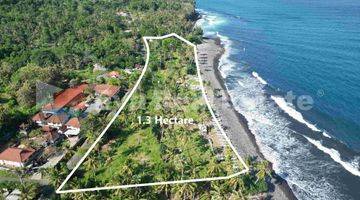 Gambar 1 FREEHOLD - Fantastic Beachfront Land in Karangasem