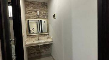 Gambar 4 Dijual Rumah Siap Huni Semi Furnished 2 Lantai