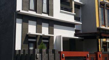 Gambar 1 Dijual Rumah Modern Tropis Minimalis One Gate System di Padangsambian, Denpasar Barat 