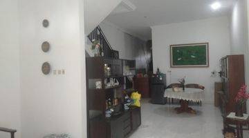 Gambar 5 Dijual Rumah 2 Lantai Bagus SHM di Duren Sawit, Jakarta Timur