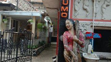 Gambar 4 Rumah heritage  di Cihampelas bandung 