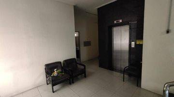 Gambar 4 Kantor 5 Lt Di Tanah Abang Boulevard 