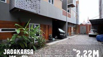 Gambar 1 JAGAKARSA
BRAND NEW HOUSE
JAKARTA SELATAN