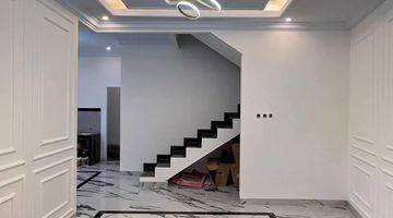 Gambar 4 BRAND NEW HOUSE
JAKARTA SELATAN