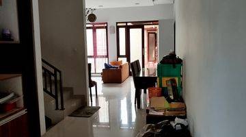 Gambar 2 Dijual Rumah Bagus di Batununggal, Jalan Besar