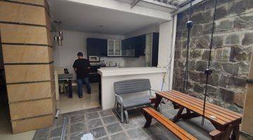 Gambar 4 Rumah Sayap Dago Tipe Townhouse 3 Lantai