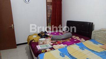 Gambar 5 Rumah Kuno Terawat Gunung Gunung Ful Furnished