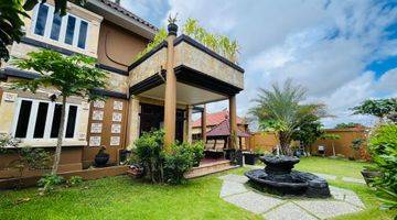 Gambar 4 Exclusive Antique style House For Sale In West Denpasar