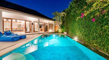 Gambar 1 Modern Luxury Villa for Sale in Prime Canggu/Batu Bolong Location