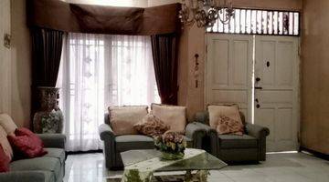 Gambar 3 Rumah Bagus Fully Furnished Luas di Deplu Raya Jakarta Selatan