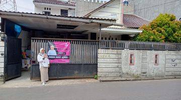 Gambar 1 Rumah siap huni dengan kolam renang anak