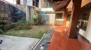 Gambar 5 Rumah 2 Lantai Di Jual Dalam Komplek 