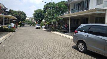 Gambar 1 Disewakan Rumah Cluster Tingkat Kt3+1 Semifurnished di Grand Galaxyalaxy