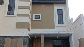 Gambar 2 Rumah Baru Elegant dan Modern 2 Lantai