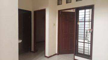 Gambar 3 Rumah 1 Lantai Area Puri Surya Jaya Sidoarjo Kota