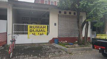 Gambar 1 Rumah 1 Lantai Area Puri Surya Jaya Sidoarjo Kota