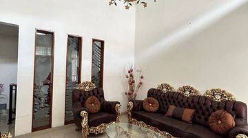 Gambar 2 Rumah Mewah 4lt Dipusat Jakarta Full Furnish Hadap Timur