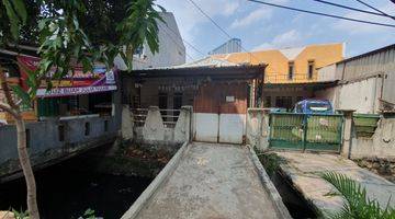 Gambar 2 Jual Rumah Murah Cocok Untuk Dibuat Kos Kosan Pinggir Jalan Raya Pondok Randu