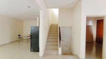 Gambar 4 Rumah Puri Mansion 8x15 2lt 3kamar Terawat