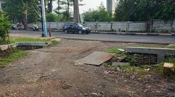 Gambar 1 Dijual Tanah Pinggir Jalan Raya Kelapa Dua Ciracas