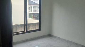 Gambar 4 Dijual Rumah 2 Lt Dlm Cluster di Banjar Wijaya Tangerang 