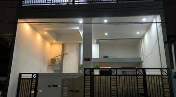 Gambar 1 Dijual Full Furnished Di Komplek Harapan Indah. Bekasi 