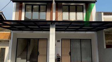 Gambar 1 Rumah 2 Lantai Baru Semi Furnished Royal Paka Residence 1 Menit Dari Upn