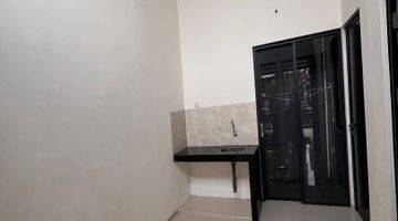 Gambar 4 1 Lantai Dekat Jalan Tol, Mall, Universitas, Rumah Sakit Rumah Bagus HGB - Hak Guna Bangun Unfurnished di Perumahan Golden Park 3 Cluster Athena Jl. Lingkar Selatan, Anamui, Suradita, Cisauk, Kabupaten Tangerang, Cisauk