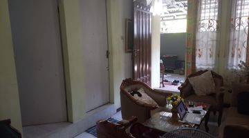 Gambar 5 Rumah Bagus SHM di Jalan Gunung Anyar Emas B 30, Surabaya