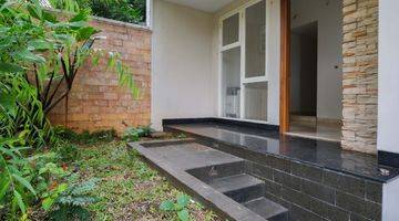 Gambar 4 Dijual Rumah Siap Huni Area Kebayoran Baru