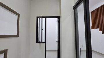 Gambar 4 Dijual Rumah Baru Minimalis Dalam Komplek Di Pondok Kelapa Jakarta