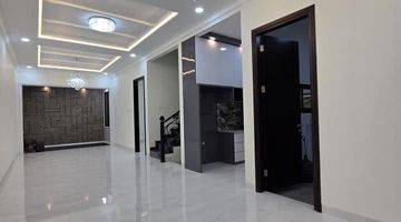 Gambar 4 Dijual Rumah Baru Desain Classic Modern Di  Duren Sawit Jakarta 