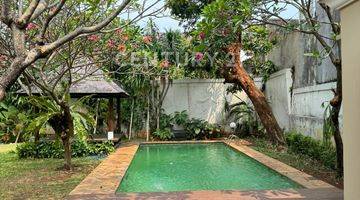 Gambar 4 Stand Alone House With Private Pool In Cipete Area