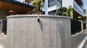 Gambar 4 Dijual Rumah Desain Cantik Posisi Hook Di Sektor 9 Bintaro