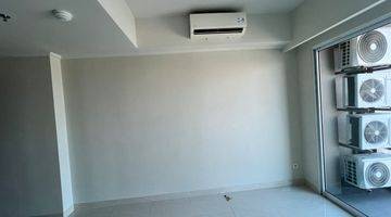 Gambar 3 Disewakan Apartemen Green Sedayu 3 BR Semi Furnish Diatas Mall