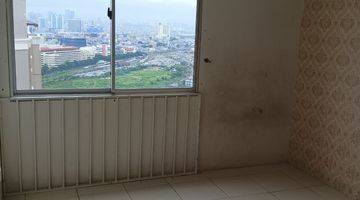 Gambar 5 Apartemen Mewah 2 Kamar Semi Furnished View Kolam Renang