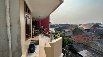 Gambar 3 Dijual Rumah 3lt Cocok Untuk Usaha di Kemayoran, Jakarta Pusat