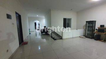 Gambar 1 Dijual Cepat Rumah Estate Full Furnish di Jatibening