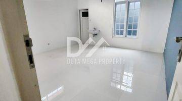 Gambar 5 Rumah 2 Lantai Bagus Unfurnished SHM di Graha Raya