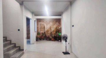 Gambar 2 Rumah 2 Lantai Bagus Unfurnished di Graha Raya, Tangerang