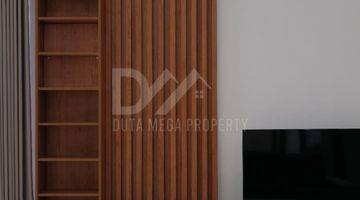 Gambar 2 Rumah Mewah 3 Lantai Furnished SHM di Modernland, Tangerang