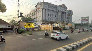 Gambar 3 TANAH SAMPING SLEMAN CITY HALL