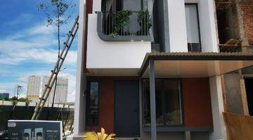 Gambar 1 Disewakan Rumah Baru & Furnished  Freja Bsd