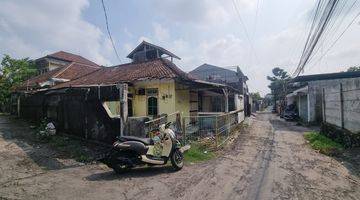 Gambar 2 Dijual rumah tua hitung tanah Lokasi Tangkuban Perahu Padangsambian